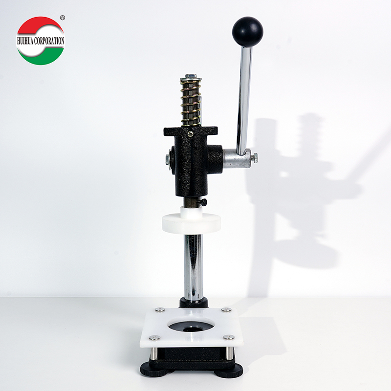 Plastic Can Sealing Machine